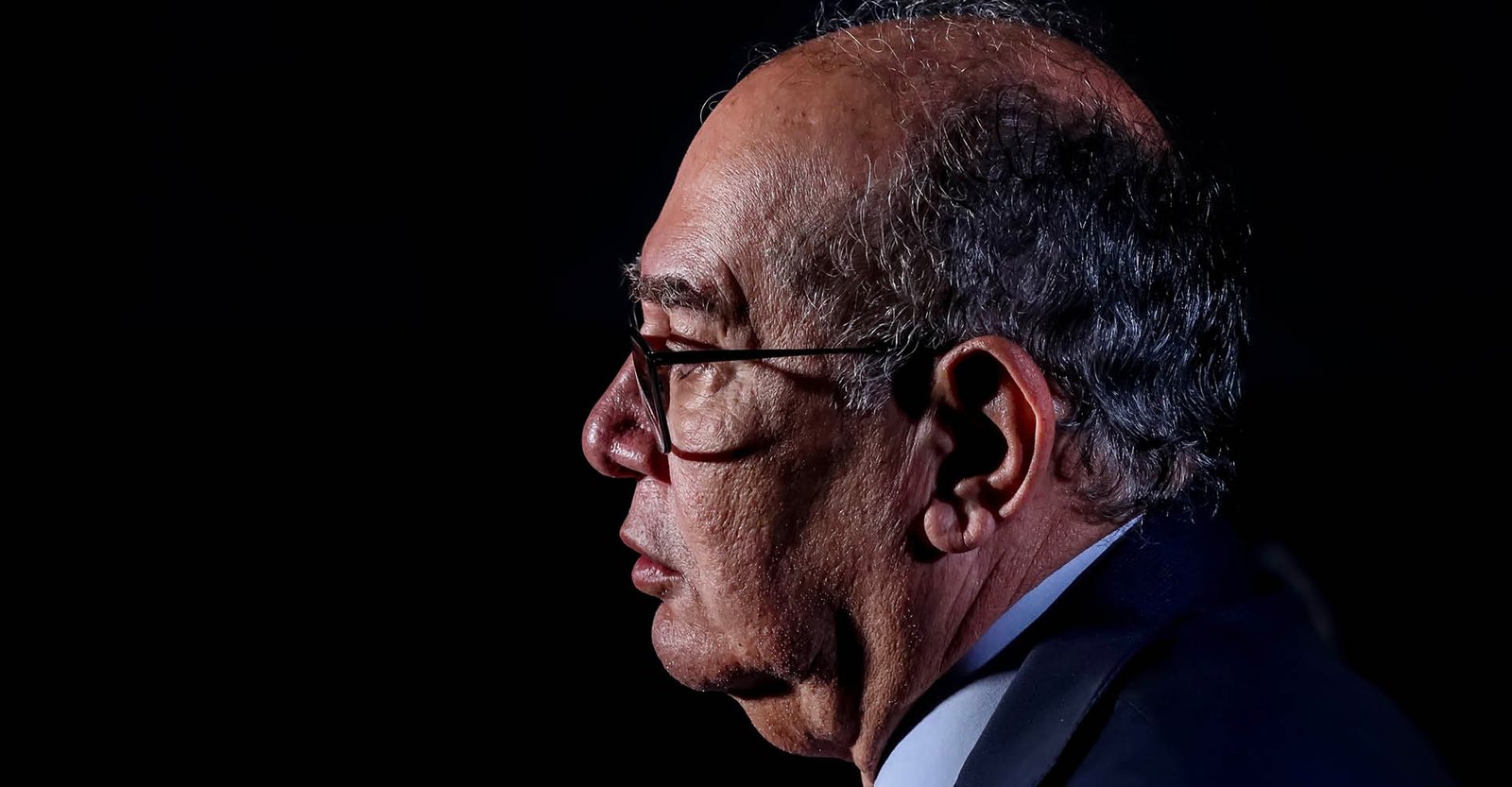 Líder da direita em Portugal anuncia investigação contra Gilmar Mendes