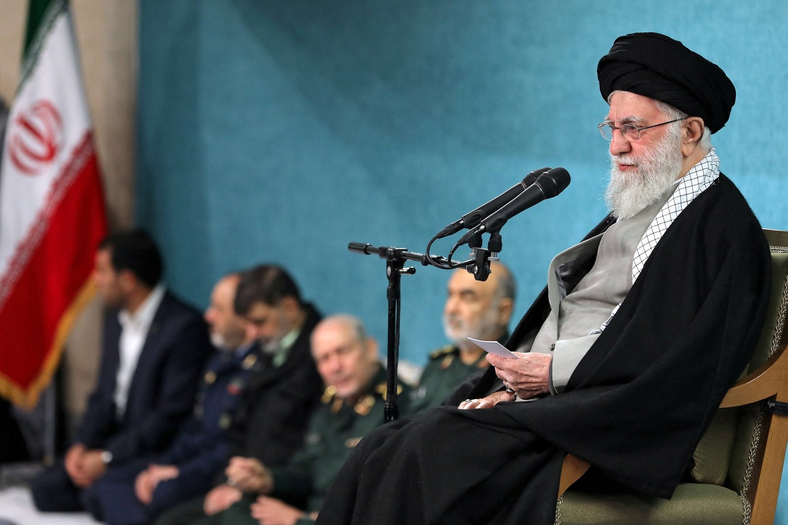 Khamenei reivindica vitória sobre Israel e EUA e diz que ataques americanos ‘não consegui