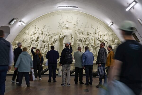 O que nova estátua de Stalin em Moscou mostra sobre tentativa da Rússia de reescrever a história O que nova estátua de Stalin em Moscou mostra sobre tentativa da Rússia de reescrever a história
