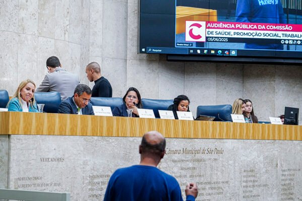 Comissão de Saúde amplia debate sobre regulamentação do mototáxi na cidade de São Paulo