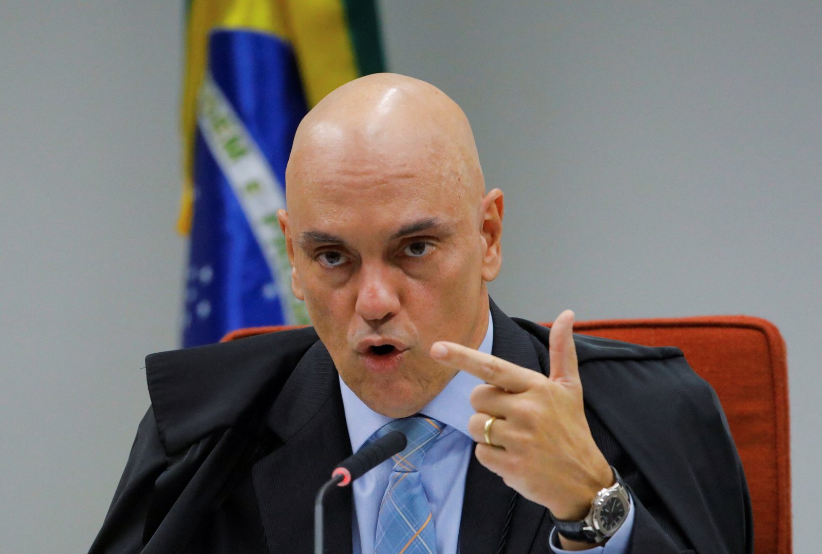 STF mantém preso coronel que viajou com Bolsonaro aos EUA