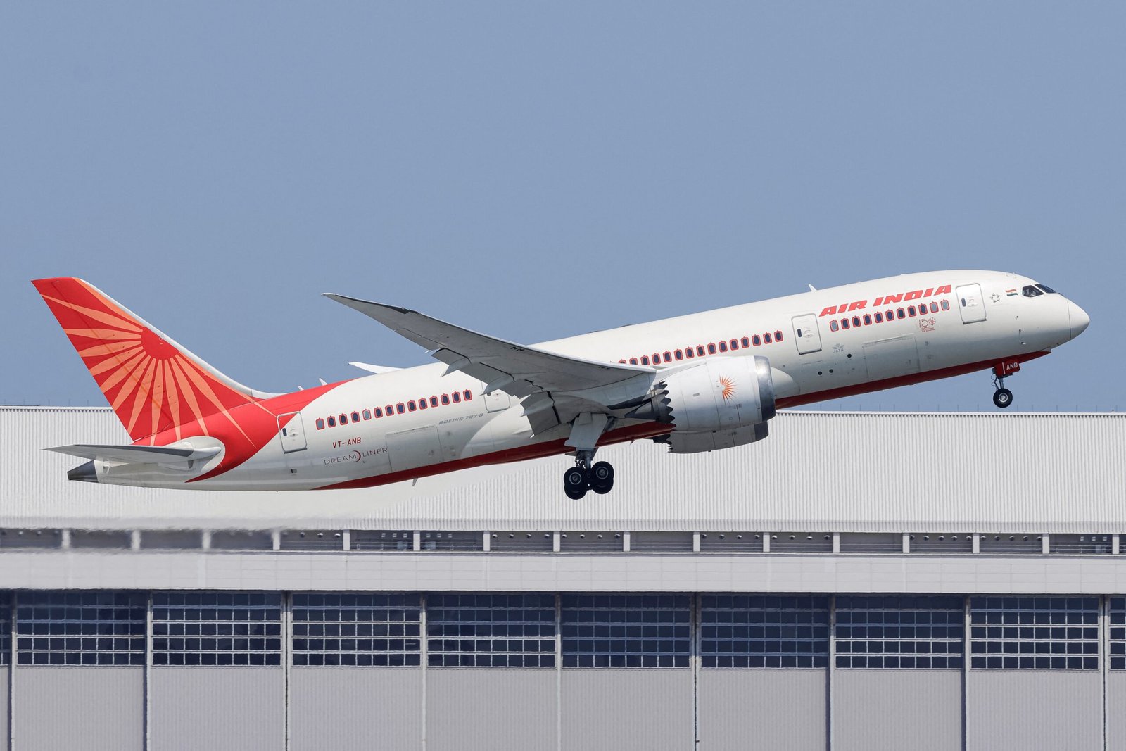 Engenheiro da Boeing denunciou falhas na montagem do 787 Dreamliner, modelo de avião que caiu na Índia