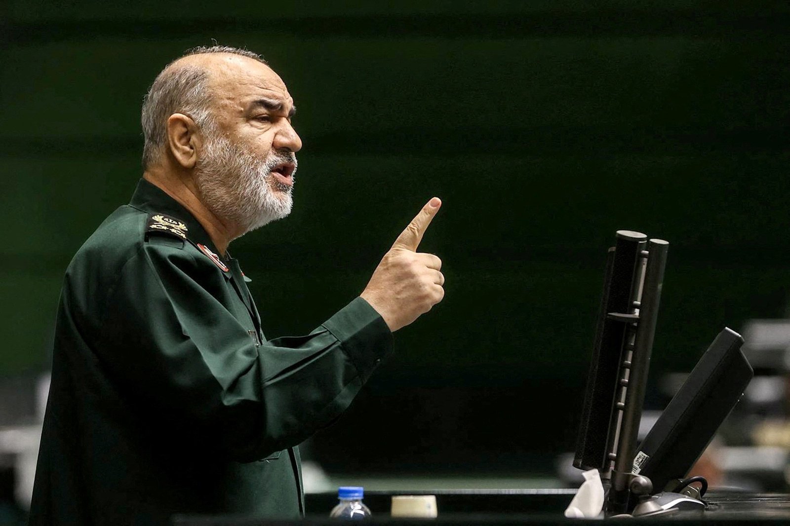 Quem é Hossain Salami, chefe da Guarda Revolucionária que o Irã diz ter sido morto por Israel