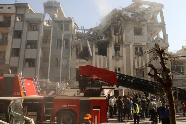 Bombardeio de Israel ao Irã gera alerta global e temor de conflito nuclear; veja repercussão