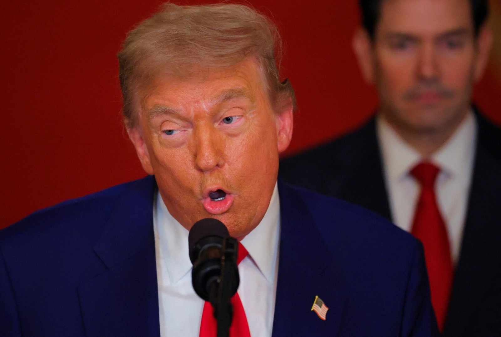 Trump diz que Israel e Irã violaram cessar-fogo