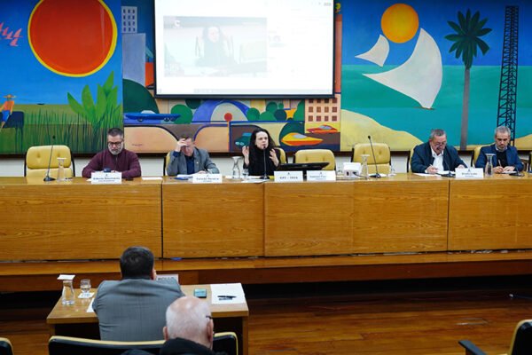 CPI da Íris: Vereadores ouvem Autoridade Nacional de Proteção de Dados e especialista em direito do consumidor