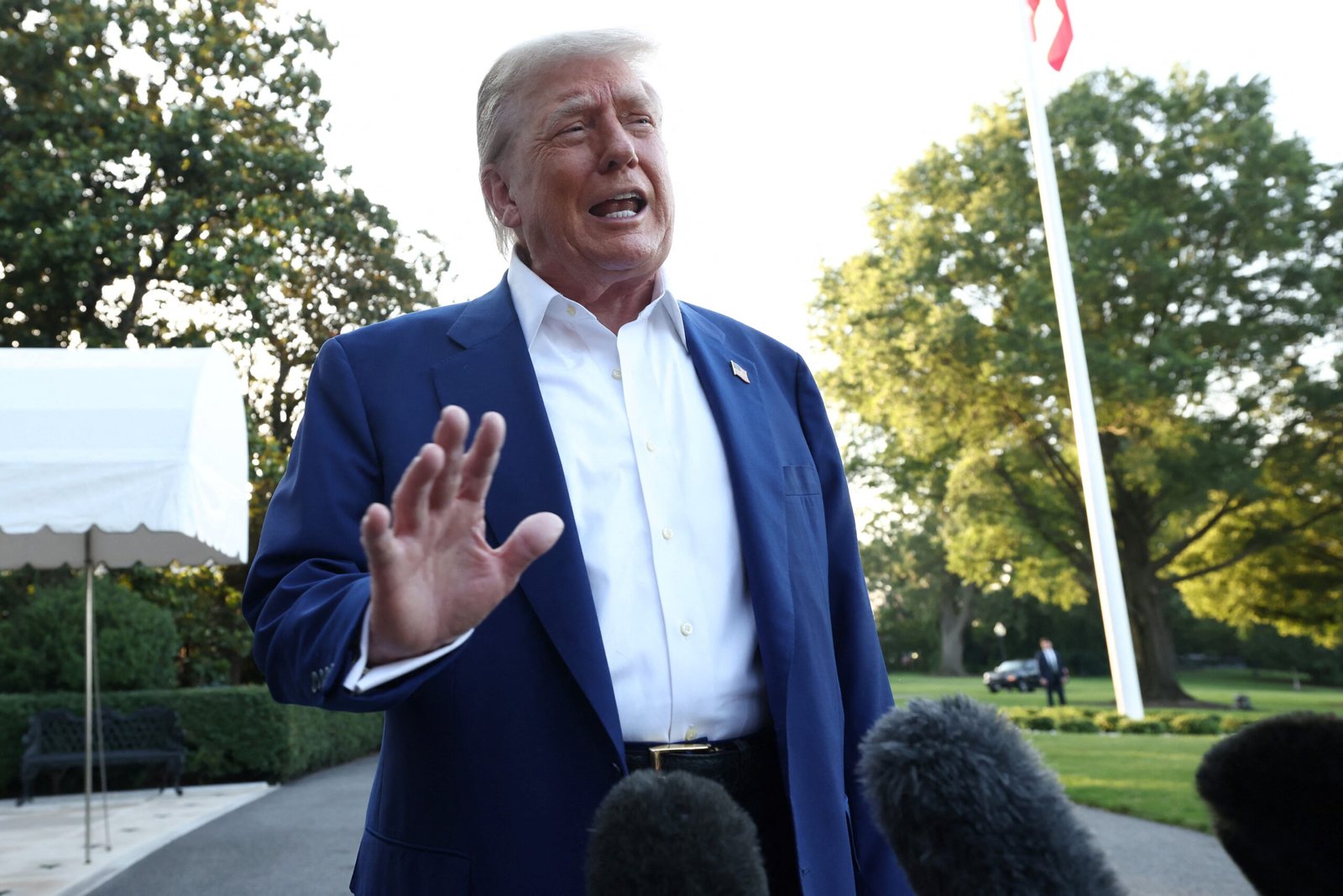 Trump diz que ‘sem dúvida nenhuma’ atacaria novamente caso o Irã continue enriquecendo urânio