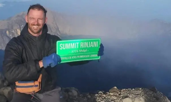 O irlandês que sobreviveu a queda de 200 metros em vulcão na Indonésia onde morreu Juliana Marins