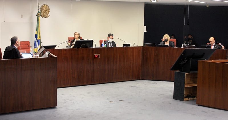 STF marca sessão extraordinária para julgar recurso de Zambelli