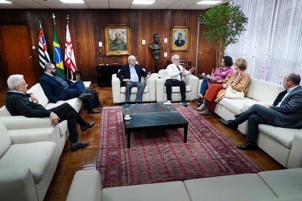 Presidência da Câmara de SP recebe visita da nova diretoria da Fundação Padre Anchieta