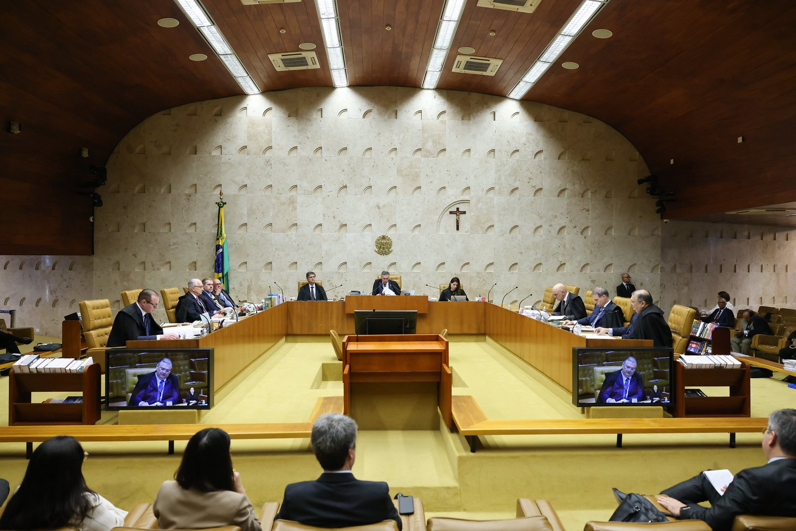 Moraes chama modelo de negócio das big techs de ‘perverso’ e defende regulação