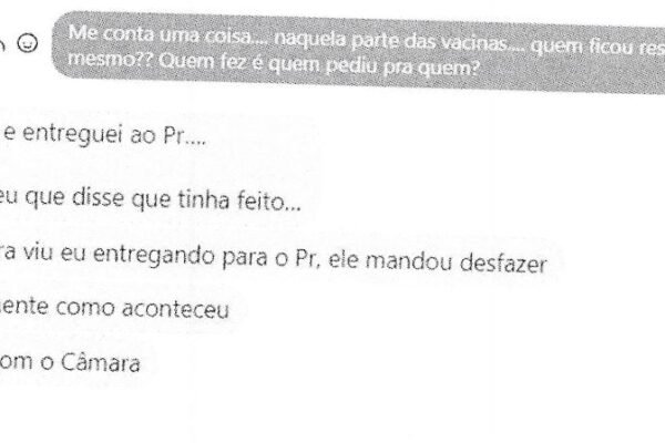 Bolsonaro não pediu para fraudar cartão de vacina, afirma mensagem