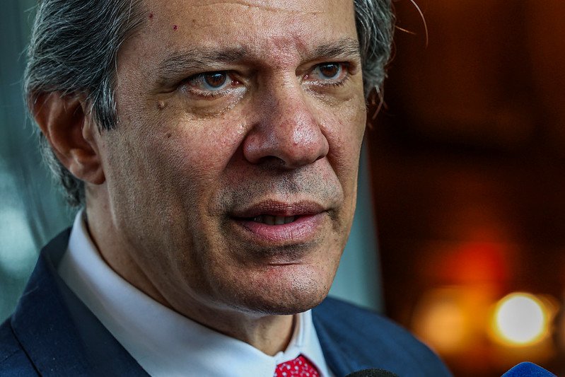Motta não descarta pautar projeto que derruba alta do IOF