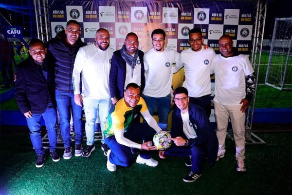Cafu inaugura primeira unidade da Cafu Academy no Brasil em Taboão da Serra e destaca projeto como ferramenta de transformação social