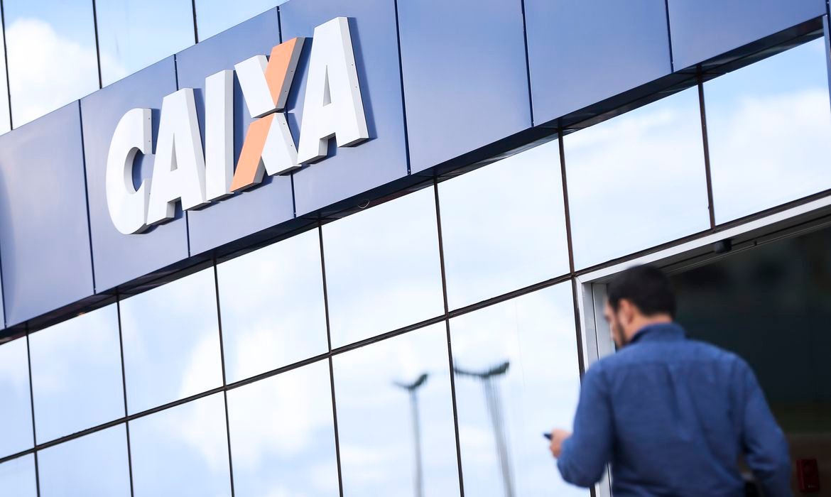 Caixa Econômica fecha R$ 1 bilhão por dia em crédito consignado