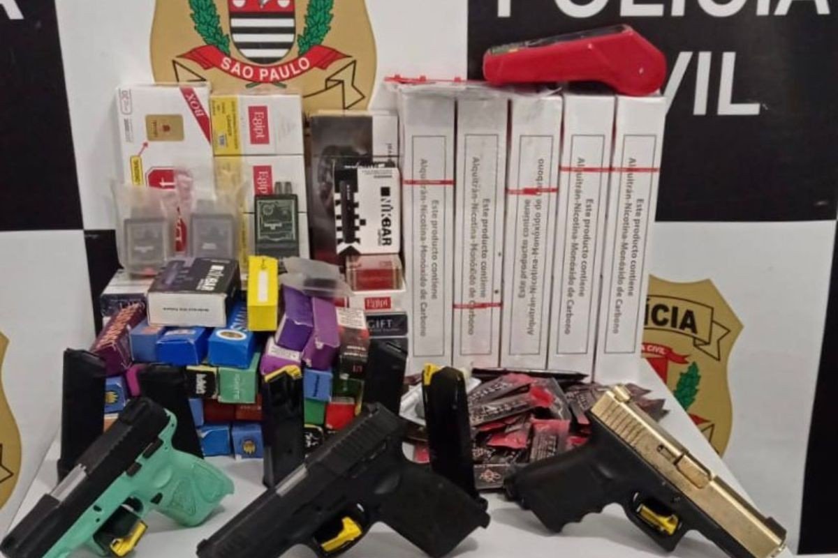 Dono de adega é preso por vender cigarros contrabandeados e estimulante sexual ‘mel do amor’