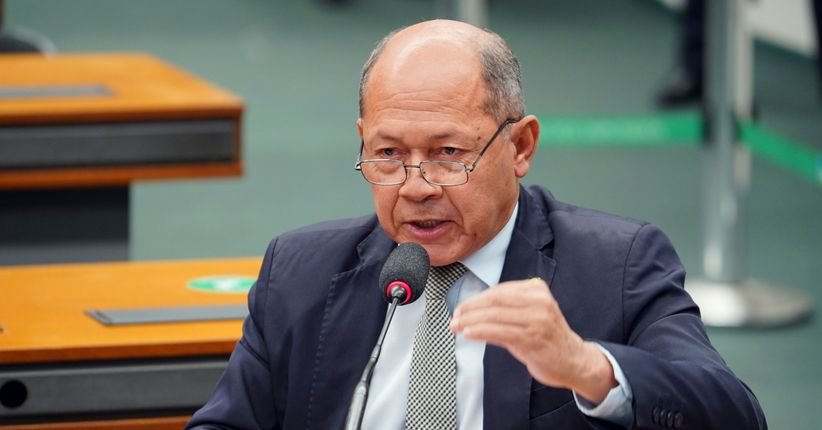 Sóstenes, sobre votação do IOF: ‘Motta avisou que o governo deveria reagir’