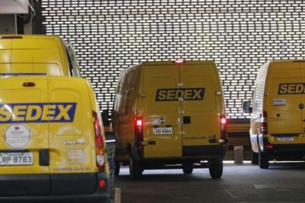 Correios mantêm sigilo em contrato com empresa de marketplace