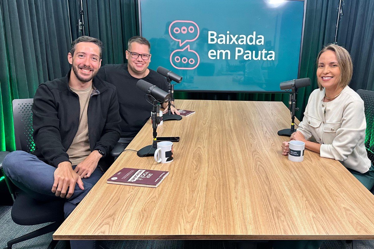 Baixada em Pauta #238: Escritora e palestrante explica como autoconhecimento impulsiona mulheres em fases de transição