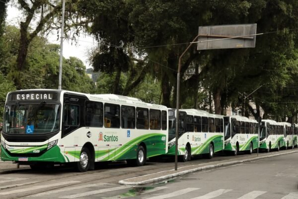 Tarifas do transporte coletivo serão congeladas até 2028 em Santos, SP; entenda