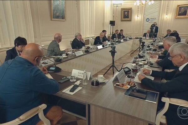 O que implica a meta da Otan de subir gastos com defesa a 5%?