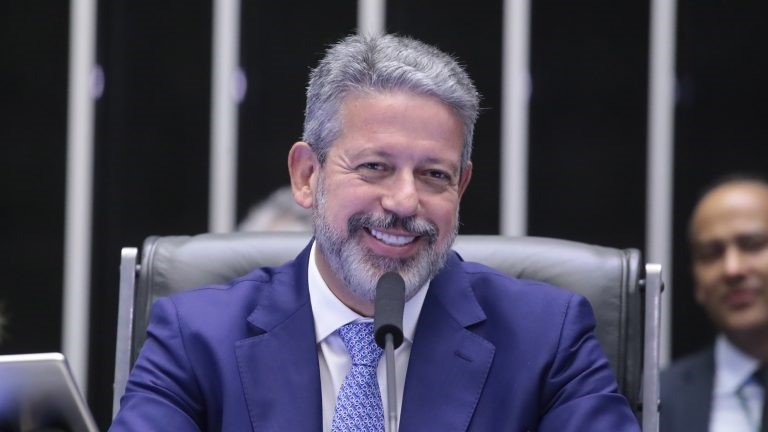 Câmara aprova mudanças na tabela do Imposto de Renda