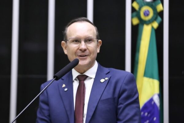 Comissão aprova equiparação de síndrome da pessoa rígida a deficiência Comissão aprova equiparação de síndrome da pessoa rígida a deficiência