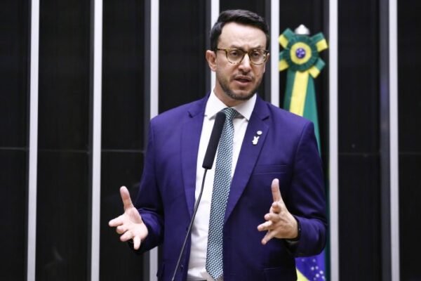 Comissão aprova uso de recursos do Fundo de Meio Ambiente em projetos de bem-estar animal
