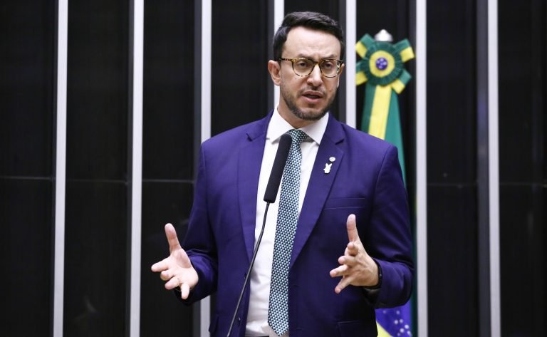 Comissão aprova uso de recursos do Fundo de Meio Ambiente em projetos de bem-estar animal