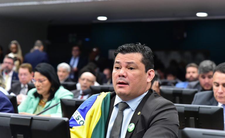 Conselho de Ética da Câmara será instalado e elegerá novo presidente nesta terça-feira