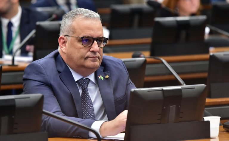 Comissão aprova medidas de transparência para atos de órgãos judiciais e de segurança pública