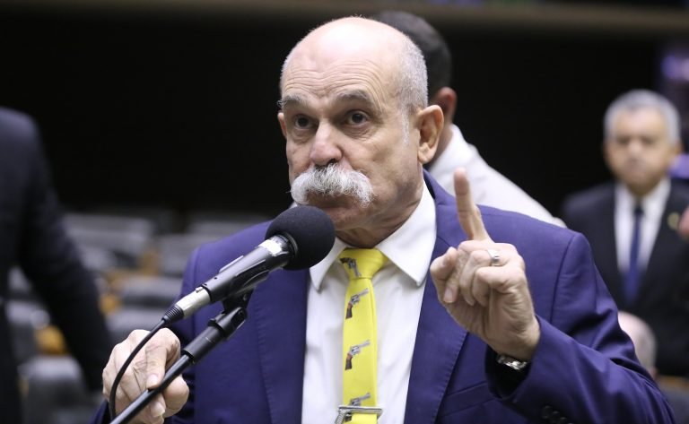 Projeto de lei aumenta pena para tráfico de crack