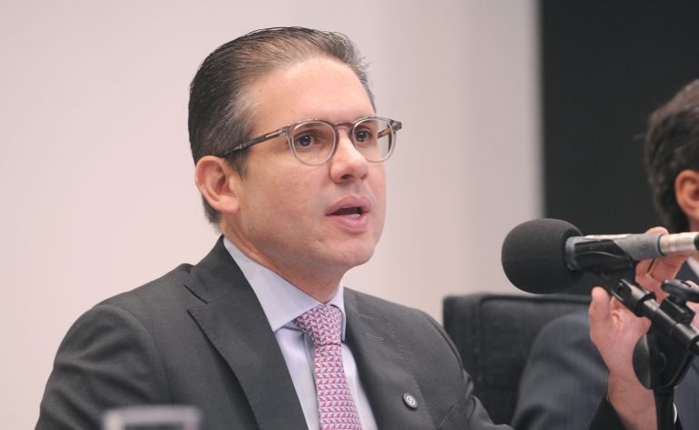 Motta designa relatores da LDO, da MP da compensação do IOF e da lei do licenciamento ambiental