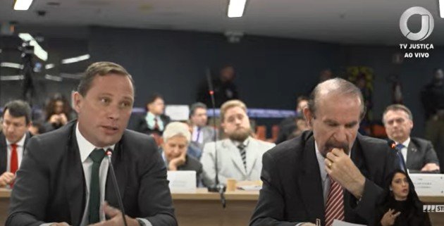 Defesa de Bolsonaro diz que Mauro Cid mente e tem memória seletiva