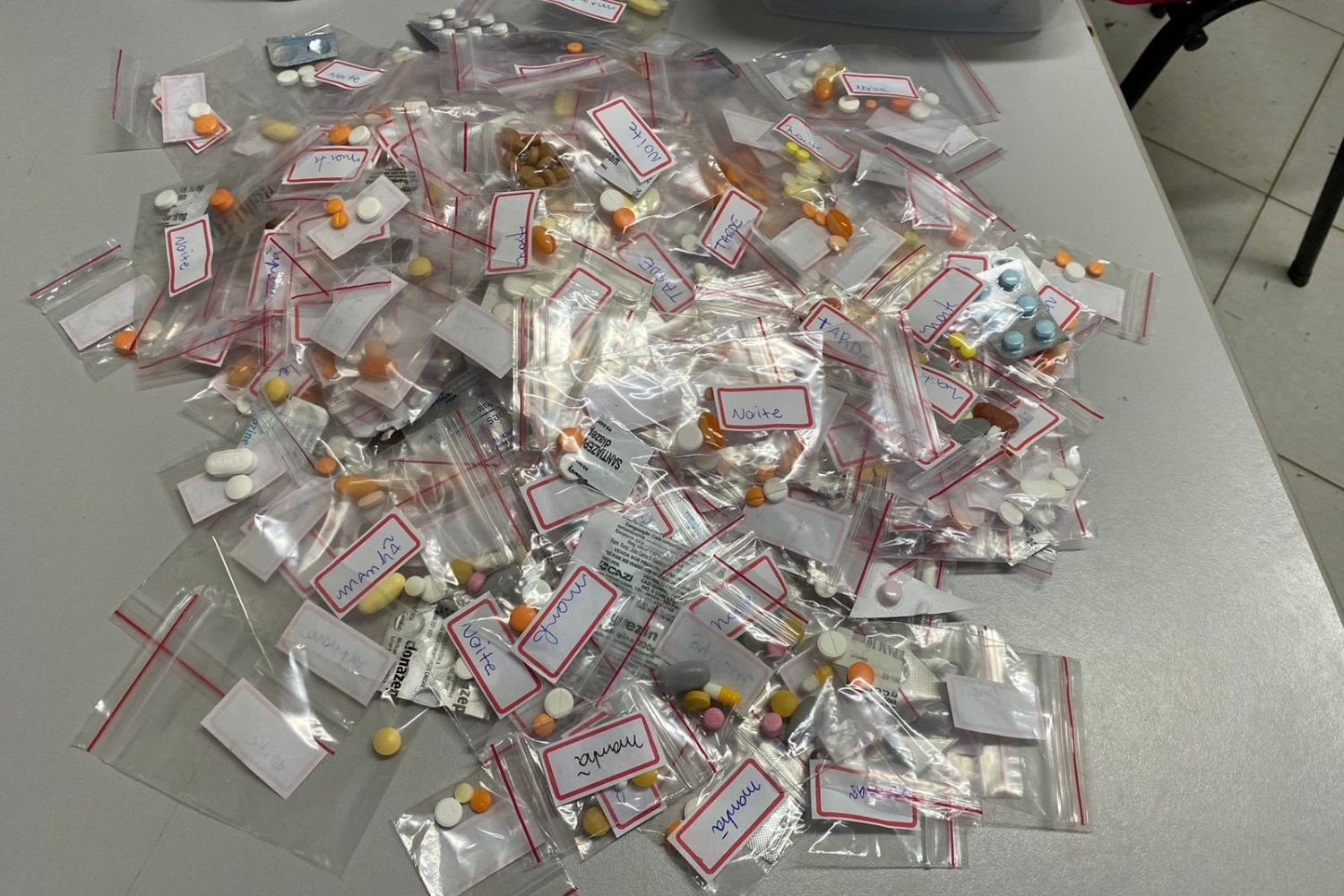 Clínica terapêutica é investigada por irregularidades com medicamentos e internação compulsória no litoral de SP