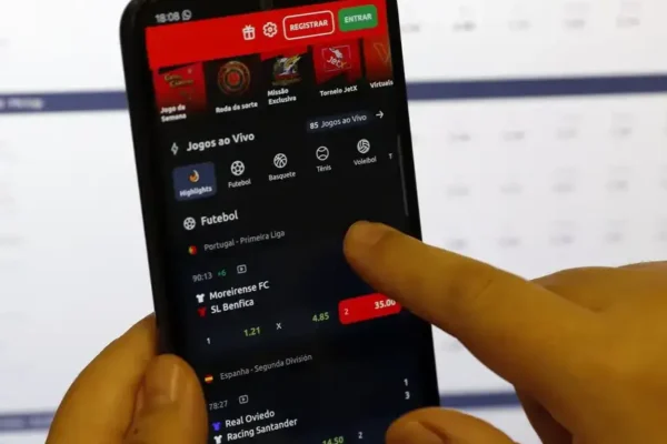 Governo Lula anuncia pacote de medidas para aumentar arrecadação