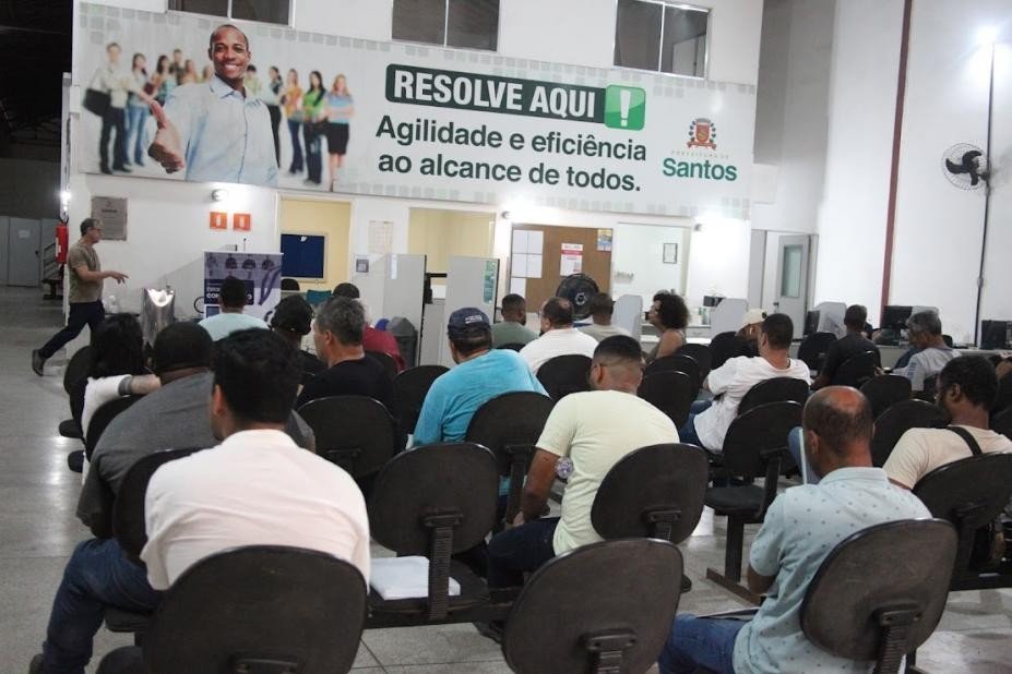 Prefeitura de Santos, SP, tem 100 vagas em mutirão do emprego; veja como participar