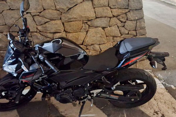 Homem é preso por receptação após Força Tática localizar moto roubada no Jardim Saint Morritz, em Taboão da Serra