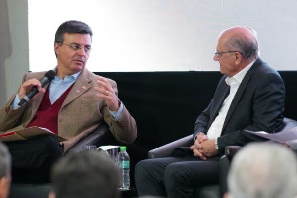 Centro das Indústrias do Estado de São Paulo apresenta propostas para reduzir o Custo Brasil