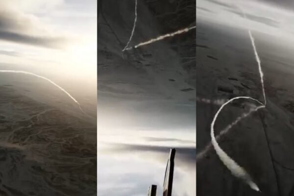 É #FAKE vídeo que mostra caça de Israel desviando de míssil; trata-se de um jogo
