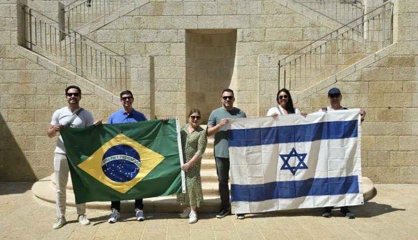 Políticos brasileiros que viajaram a Israel estão ’em locais seguros’ e ‘seguindo orientações’, diz embaixada no Brasil
