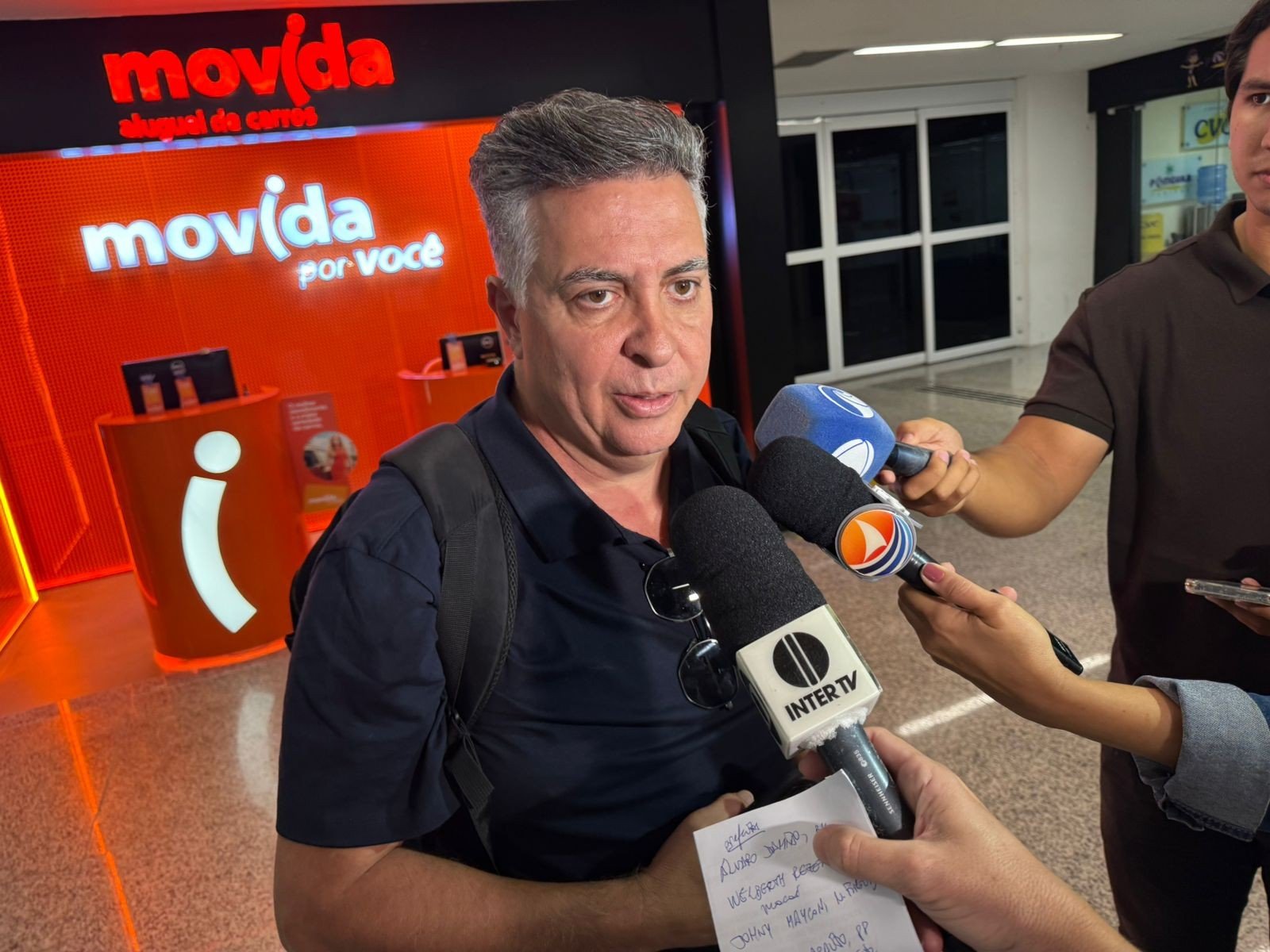 Comitiva de políticos brasileiros que estava em Israel desembarca no RN