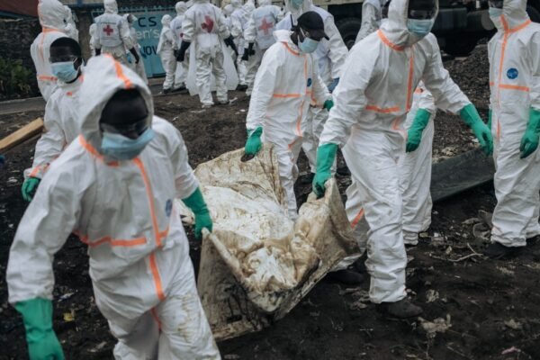 Ataque de rebeldes apoiados pelo Estado Islâmico a igreja no Congo deixa vários mortos