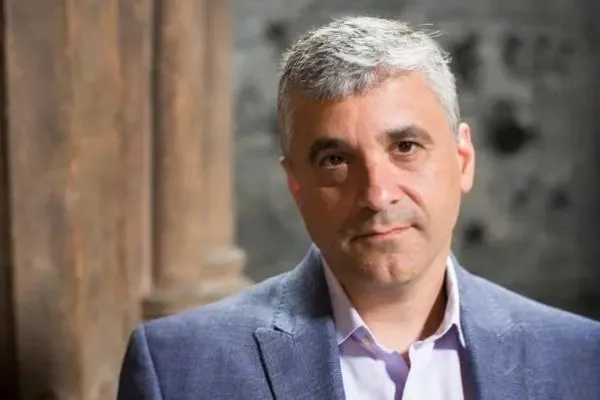 STF reposta entrevista de autor americano para quem o Brasil, hoje, é mais democrático que os EUA