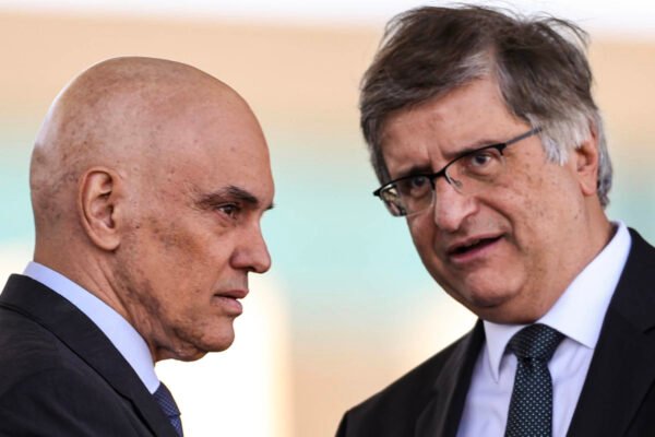 Shor diz que PF investiga outros envolvidos em suposto golpe Shor diz que PF investiga outros envolvidos em suposto golpe