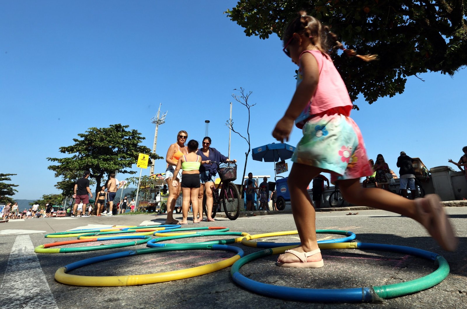 Santos interditará trecho da avenida da praia aos domingos para lazer com projeto ‘Vem pra Orla’; veja mudanças no trânsito