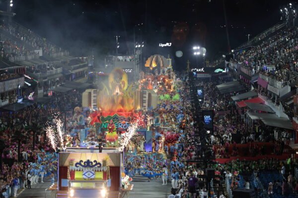 Escola de samba do RJ escolhe homenagear Lula no Carnaval de 2026 Escola de samba do RJ escolhe homenagear Lula no Carnaval de 2026