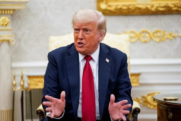 Câmara de Comércio dos EUA pede negociação entre governos e diz que tarifas criam ‘precedente preocupante’