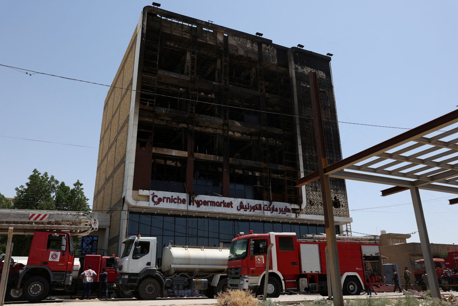 Incêndio em shopping deixa mais de 60 mortos no Iraque