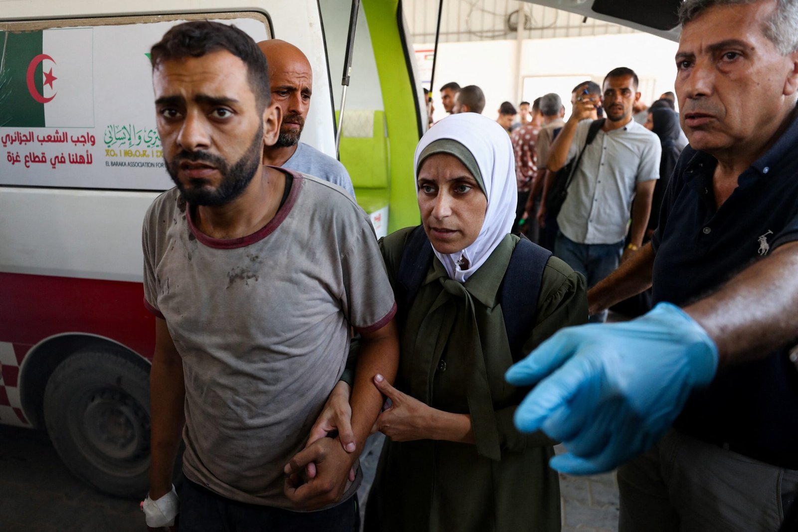 Ao menos 70 palestinos são mortos a tiros enquanto esperavam ajuda humanitária em Gaza, diz agência